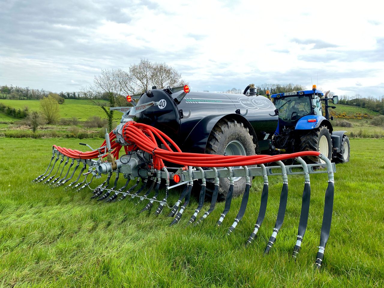 886_07df2084-af65-4b6b-afc4-70c0b82a0946